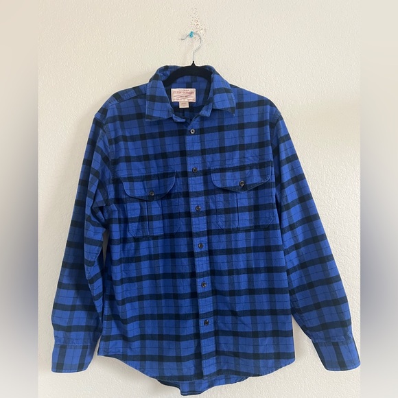 Filson Alaskan Guide Flannel Shirt Shacket. Size M - Picture 7 of 9